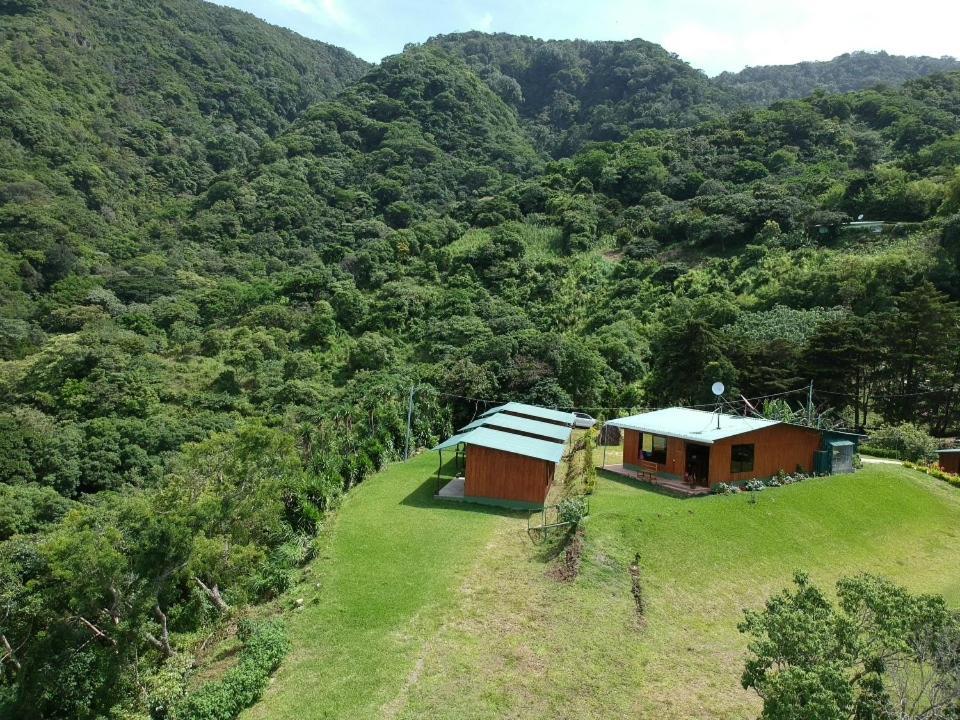 Casitas De Montana Cabuya Hotel Monteverde Екстериор снимка